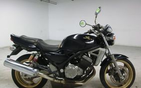 KAWASAKI BALIUS 250 Gen.2 2002 ZR250B