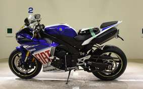 YAMAHA YZF-R1 2013 RN23