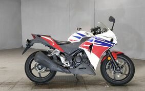 HONDA CBR250R MC42