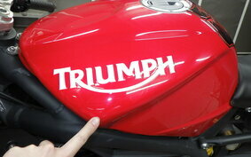 TRIUMPH DAYTONA 675 2012 MD1066