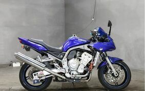 YAMAHA FZS1000 FAZER 2001 RN06