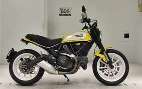 DUCATI SCRAMBLER ICON 2015