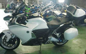 HONDA VFR1200F DCT 2012 SC63