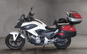 HONDA NC 700 X RC63