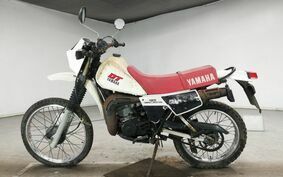 YAMAHA DT125 17F