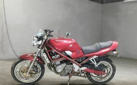 SUZUKI BANDIT 250 GJ74A