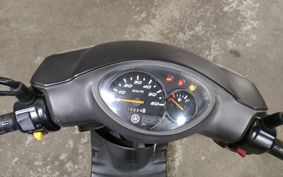 SUZUKI ADDRESS V100 CE11A