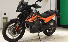 KTM 890 ADVENTURE	 2022 TS640