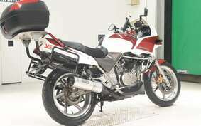 HONDA XELVIS MC25