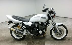 YAMAHA XJR400 R 2003 RH02J