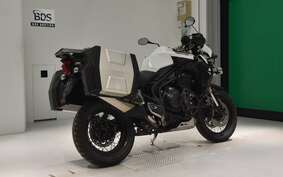 TRIUMPH TIGER EXPLORER 2015