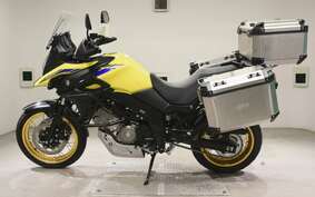 SUZUKI DL650 ( V-Strom 650 ) 2021 C733A