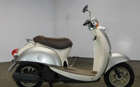 HONDA CREA SCOOPY I AF55