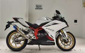 HONDA CBR250RR A MC51