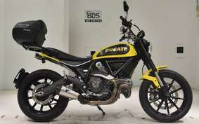 DUCATI SCRAMBLER ICON 2015