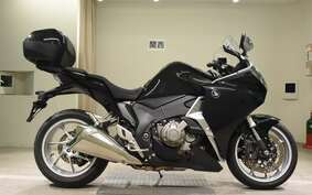 HONDA VFR1200F DCT 2014 SC63