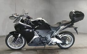 HONDA VFR1200F DCT 2011 SC63