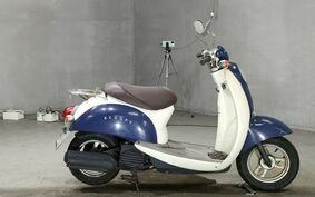 HONDA CREA SCOOPY I AF55