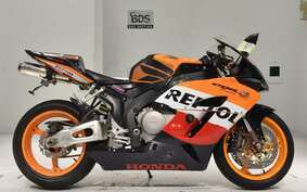 HONDA CBR1000RR 2004 SC57