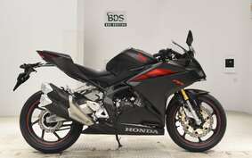 HONDA CBR250RR A MC51