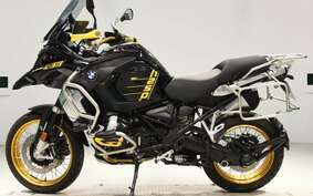 BMW R1250GS ADVENTURE 2022 0M11