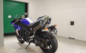 YAMAHA YZF-R1 2010