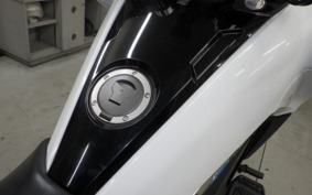 HONDA NM4 VULTUS -01 2014 RC82