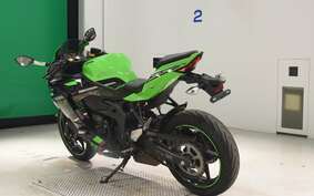 KAWASAKI ZX-25R ZX250E