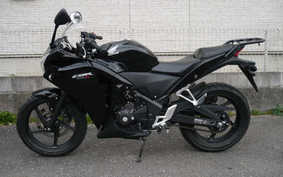 HONDA CBR250R MC41