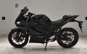 YAMAHA YZF-R3 2022 RH13J