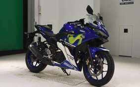 YAMAHA YZF-R25