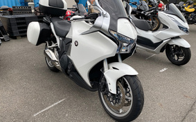 HONDA VFR1200F 2011 SC63