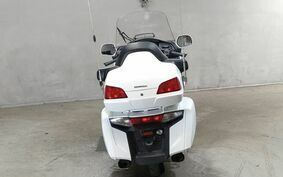 HONDA GL 1800 GOLD WING 2012 SC68