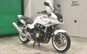 HONDA CB1300SB SUPER BOLDOR A 2011 SC54