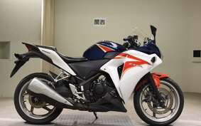 HONDA CBR250R A MC41