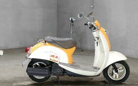 HONDA CREA SCOOPY I AF55