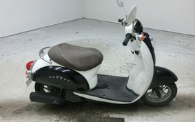 HONDA CREA SCOOPY AF55