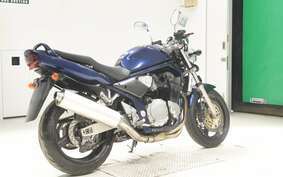 SUZUKI BANDIT 1200 2000 GV77A