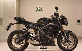 TRIUMPH STREET TRIPLE RS 2022 DA554Z