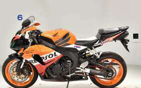 HONDA CBR1000RR 2006 SC57