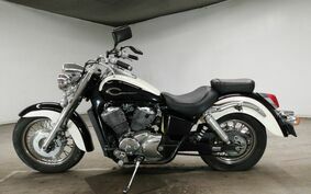 HONDA SHADOW 750 1998 RC44