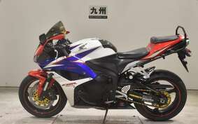 HONDA CBR600RR GEN 3 2010 PC40