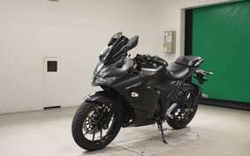 SUZUKI GIXXER 250 SF ED22B