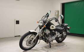 YAMAHA VIRAGO 250 3DM