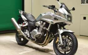 HONDA CB1300SB SUPER BOLDOR A 2006 SC54