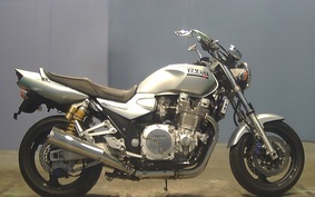 YAMAHA XJR1300 2000 RP03J