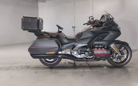 HONDA GL 1800 GOLD WING DCT SC79