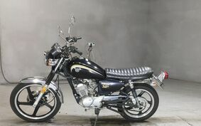 YAMAHA YB125SP PCJL