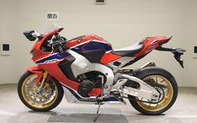 HONDA CBR1000RR GEN 3 SPECIAL EDITION 2018 SC77