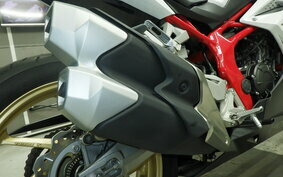 HONDA CBR250RR A MC51